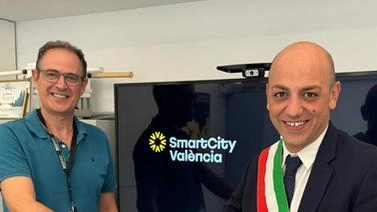 Il sindaco a Valencia: "Studio la città smart"