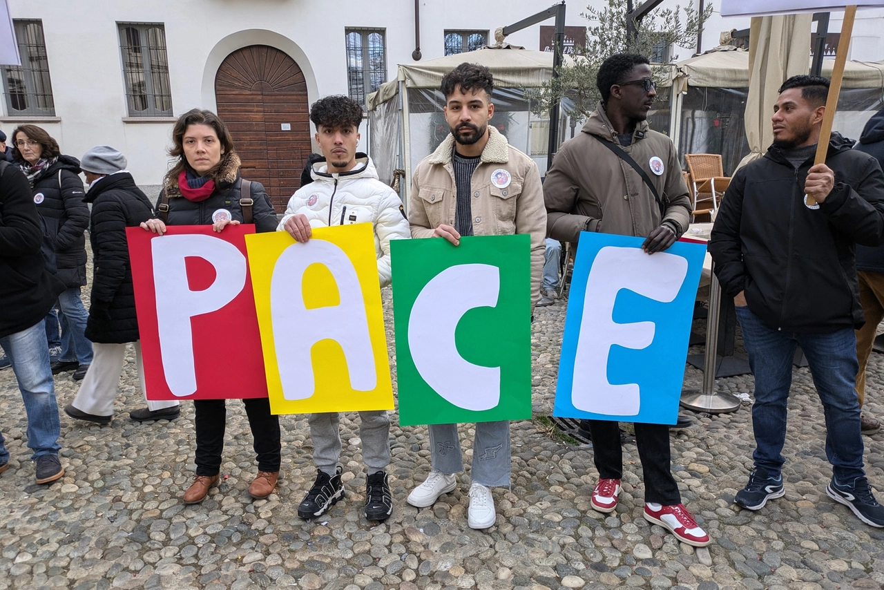 Nel pomeriggio a Milano si è tenuta la marcia per la pace della comunità di Sant'Egidio (Salmoirago)