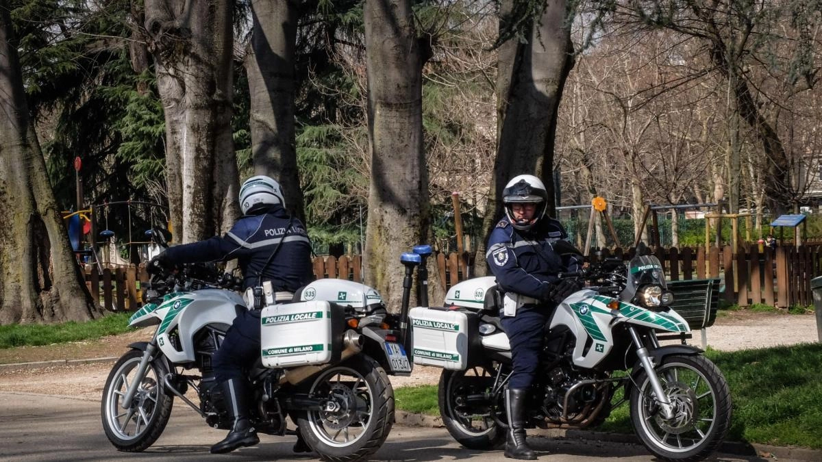 I Falchi della polizia locale di Milano