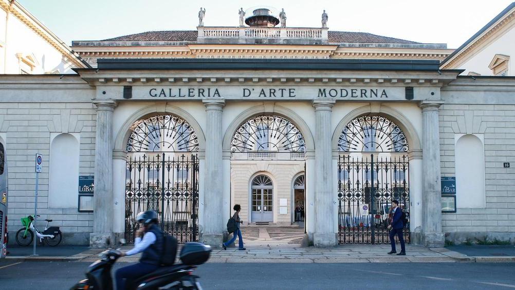 Galleria d’Arte Moderna allagata. Museo chiuso, allarme dei sindacati. Il Comune assicura: riaprirà giovedì