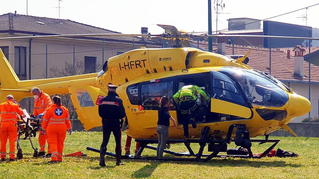 Scontro auto moto. Giovane centauro grave in ospedale