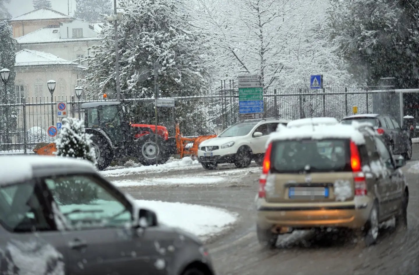 Neve anche in Lombardia? Ecco dove e quando. Duplice attacco ciclonico: le previsioni meteo