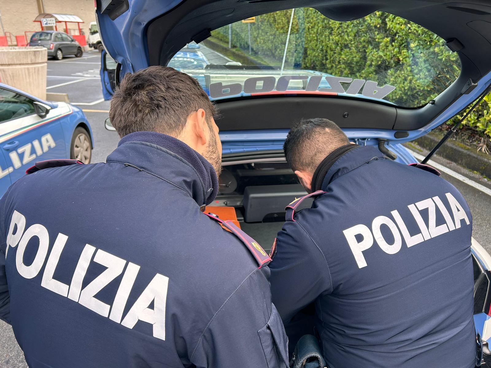 Dizzasco, preso ragazzino spacciatore: arrestato a 16 anni