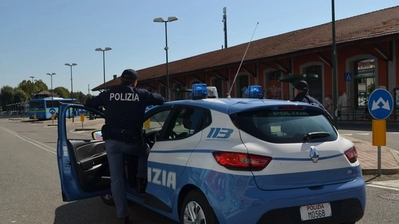 Polizia alla stazione (Archivio)