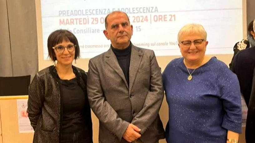 Alberto Pellai psicoterapeuta ed esperto dell’età evolutiva con Elena Meroni direttrice dell’Azienda speciale consortile Comuni Insieme