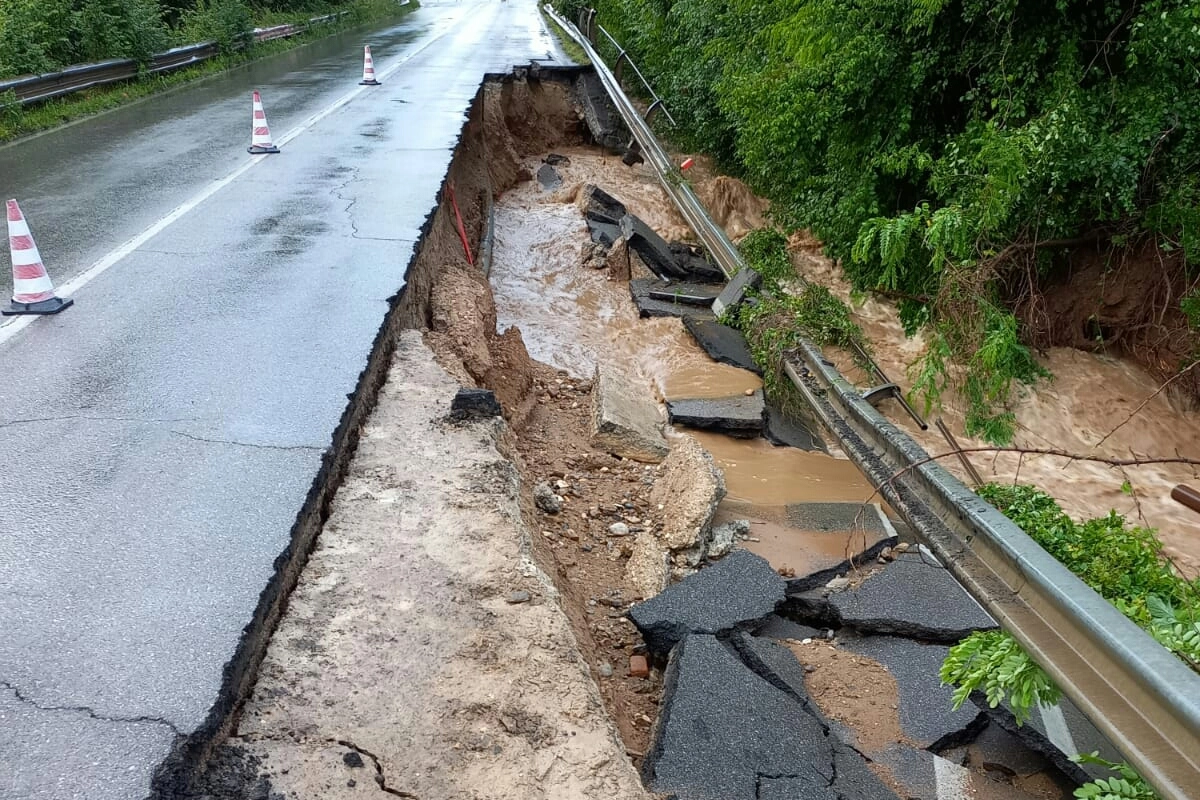 Maltempo, chiusa la SP510 a Gussago, nel Bresciano