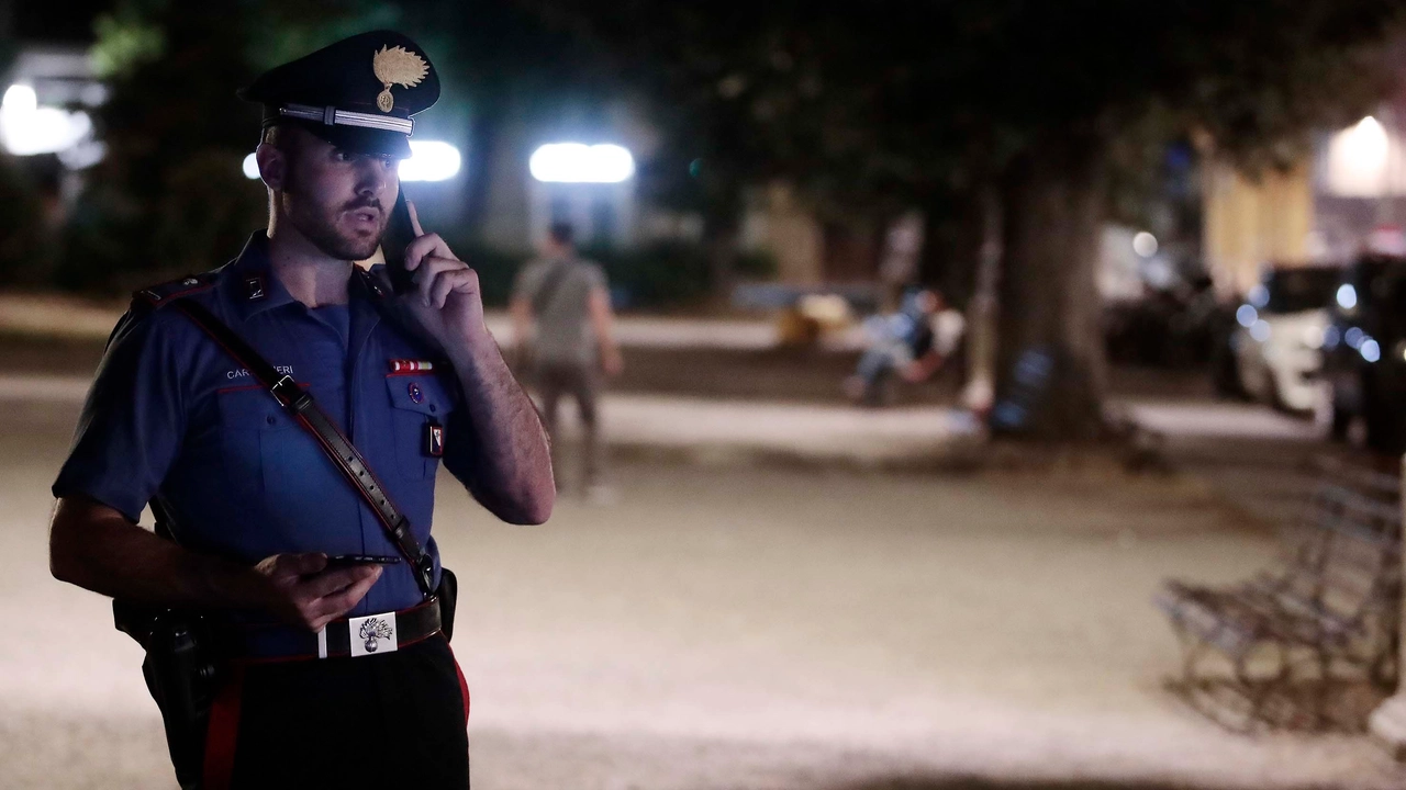 I carabinieri sono arrivati presso l’appartamento preso di mira dai ladri ma i malintenzionati si erano già dileguati senza riuscire a rubare nulla (foto archivio)