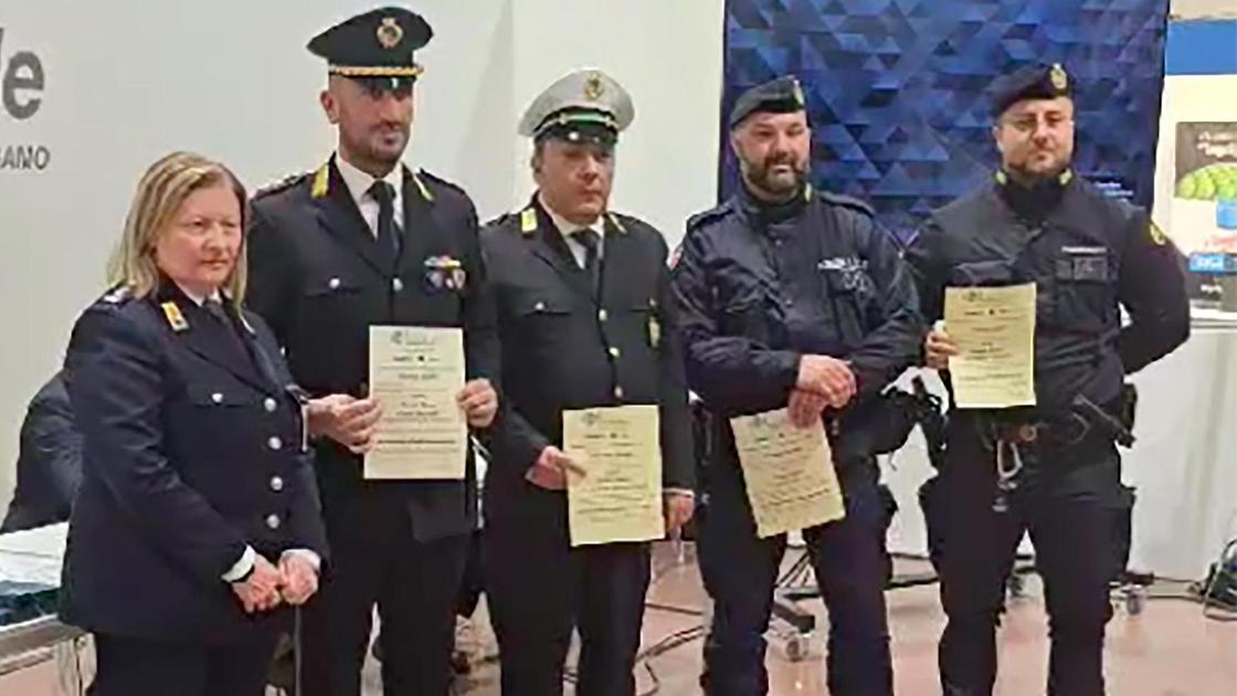 Encomio solenne alla polizia locale di Pogliano Milanese per rapina sventata