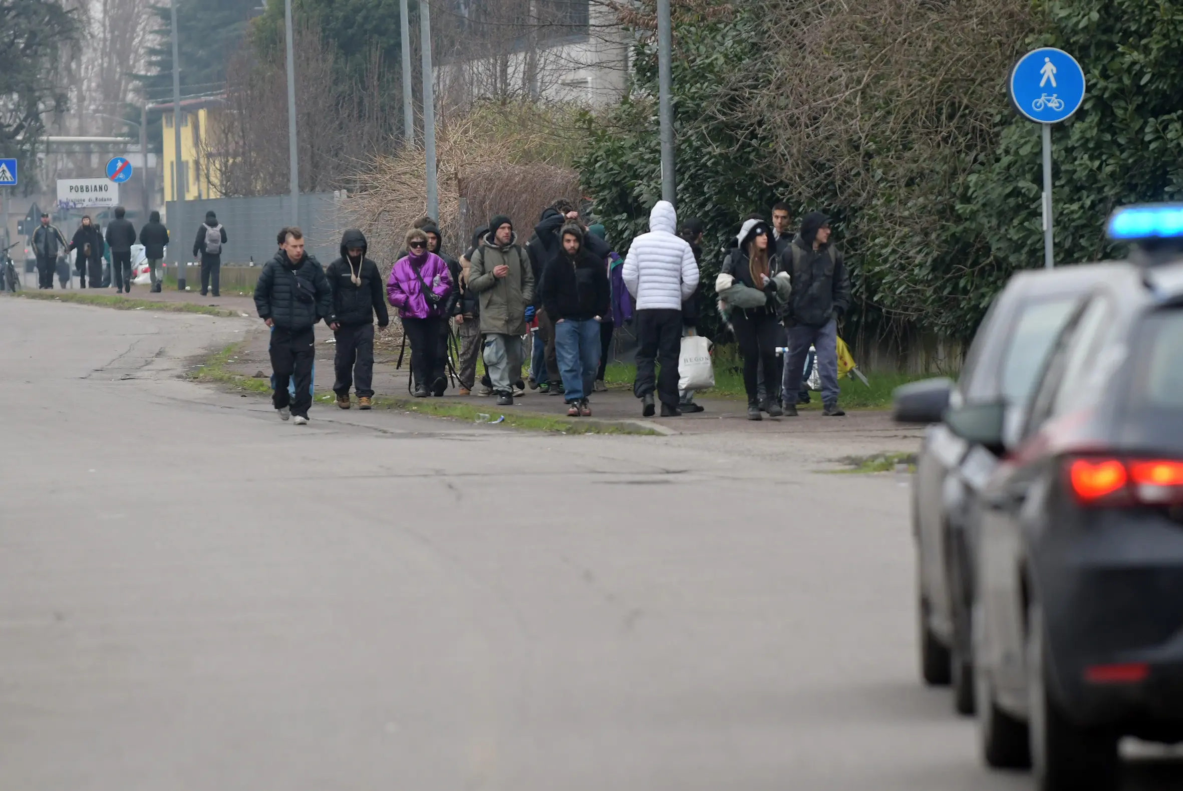 Rave party abusivo alle porte di Mantova: oltre duecento persone da tutta Italia