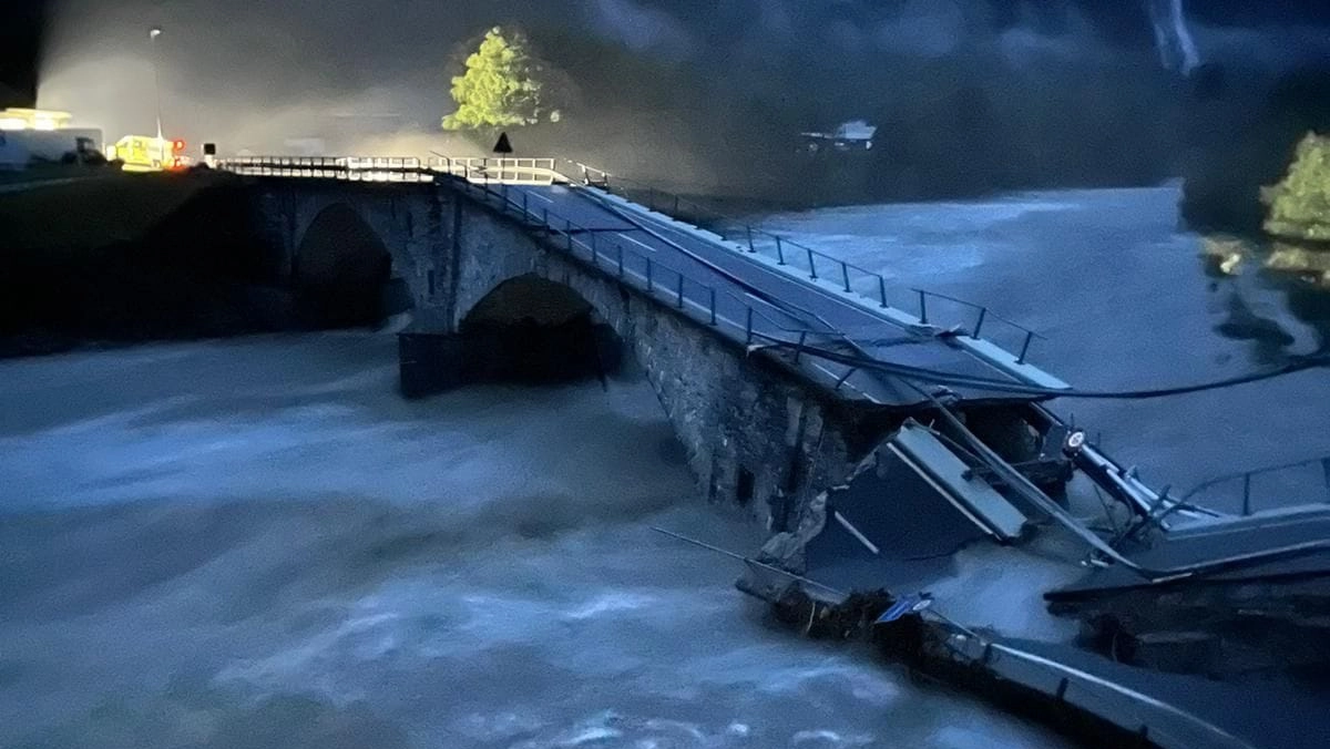 Ponte Visletto crollato in Valle Maggia (Foto profilo Facebook Silvana Riedi)