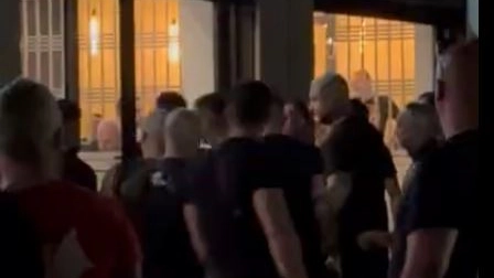 Un frame del video relativo all'episodio di violenza successivo a Milan-Cagliari