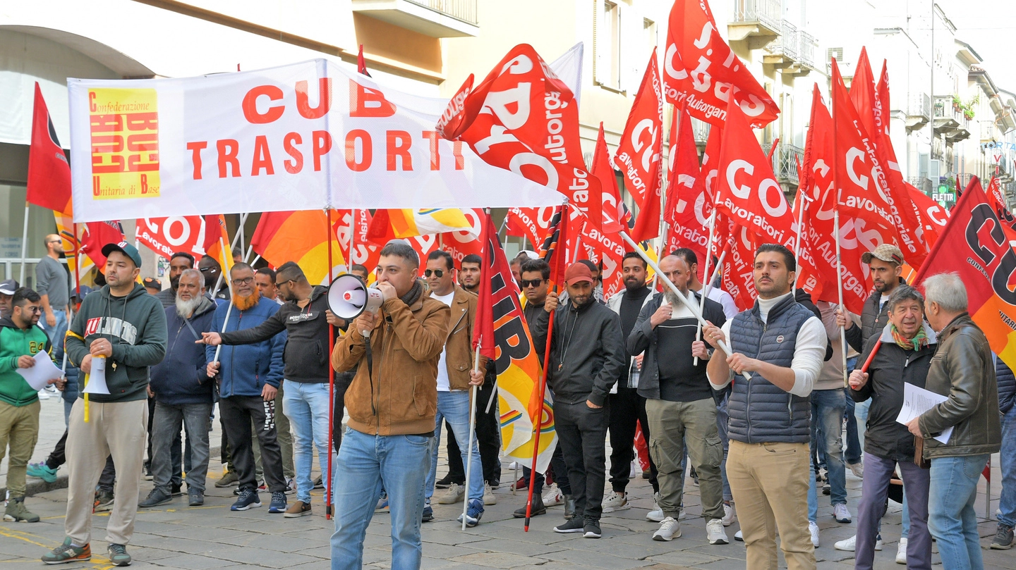 Una protesta dei lavoratori della Gottardo (Torres)