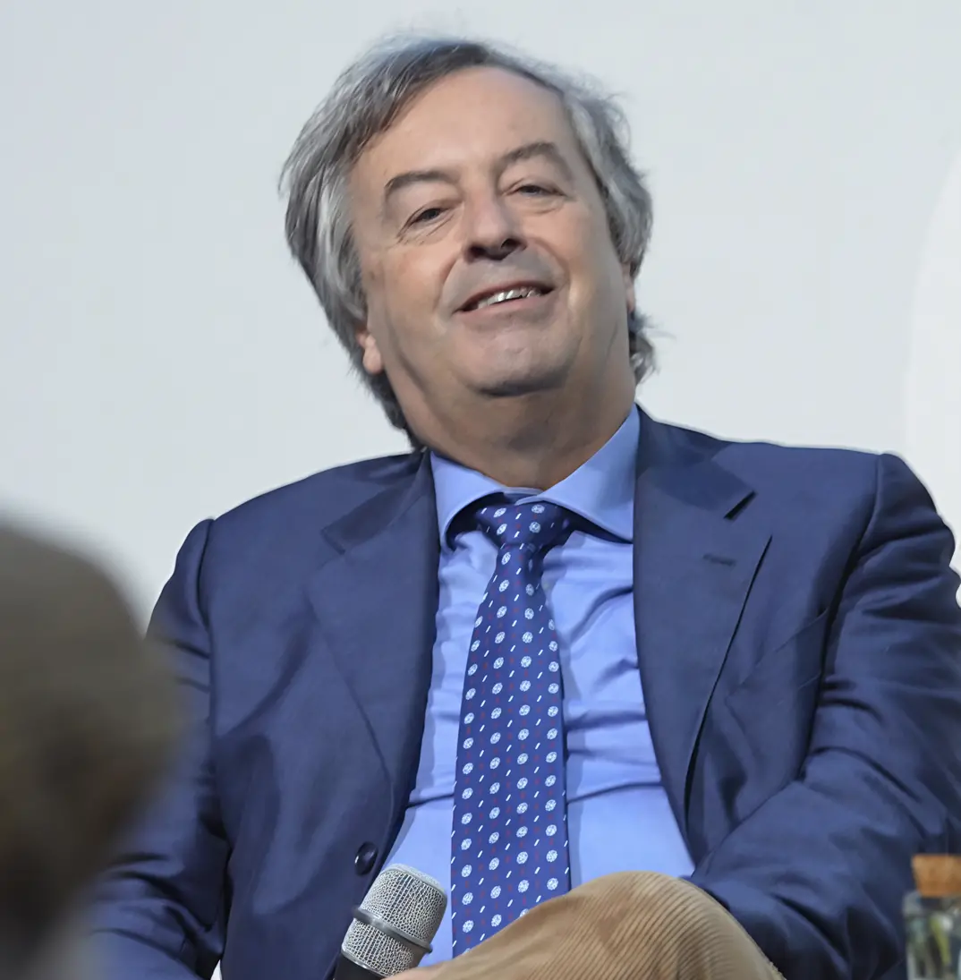 Burioni, dietrofront dopo gli attacchi: “Mai detto che Ilaria Muller sia no vax, è una brava ricercatrice”