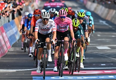 Giro d’Italia 2024 a Castiglione delle Stiviere: orari, percorso, strade chiuse e parcheggi