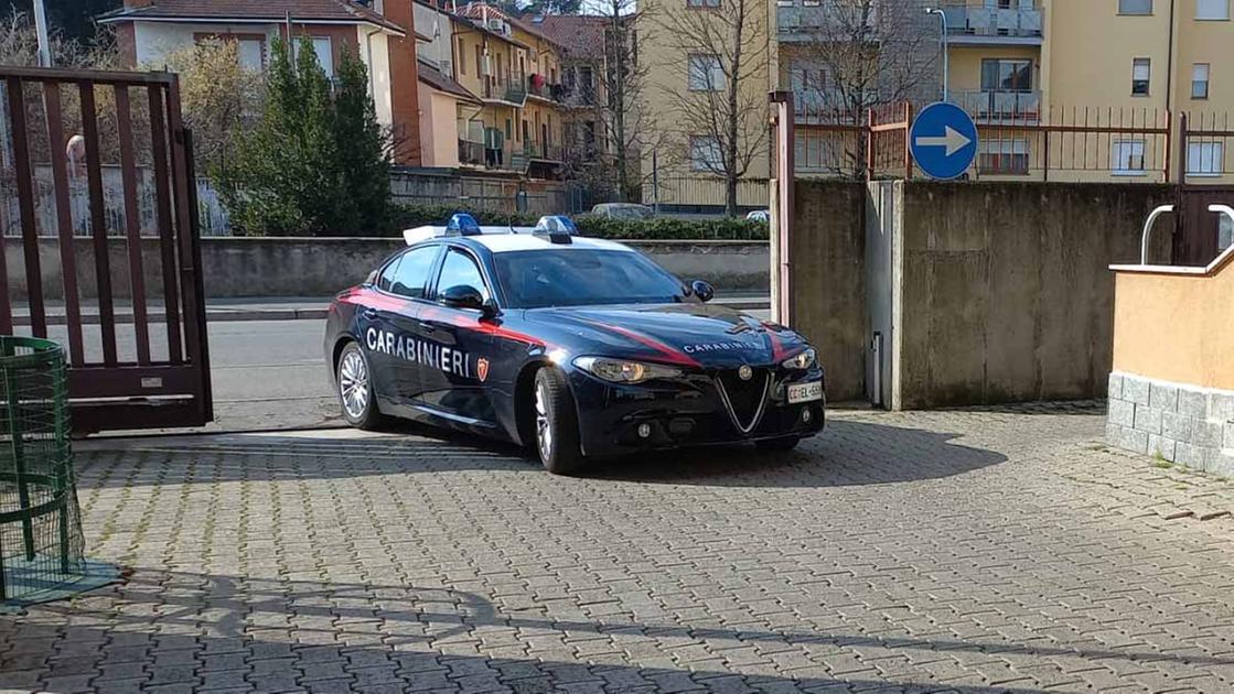 Legnano, rapinato di portafogli e cellulare mentre cammina nella zona della stazione