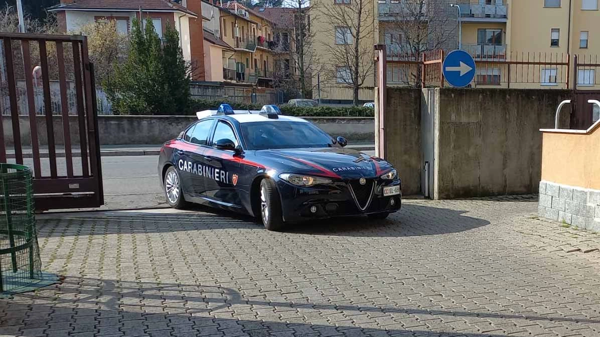 Sull'episodio indagano i carabinieri di Legnano