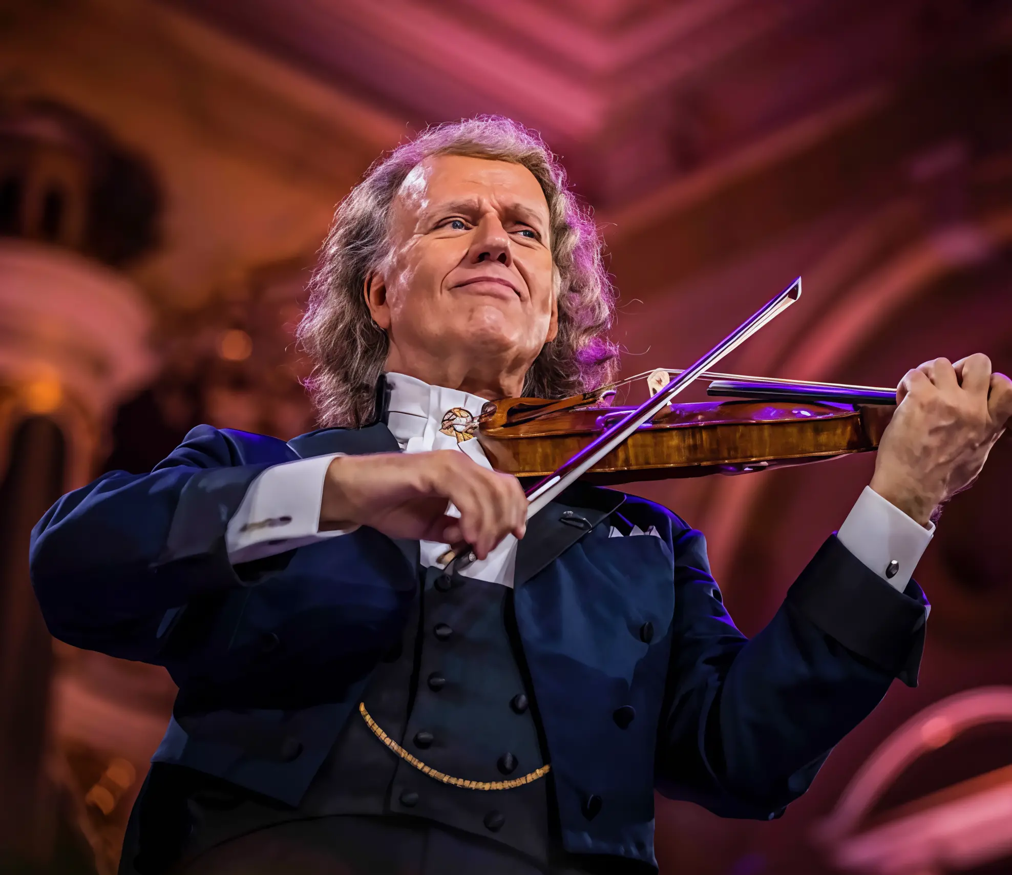 L’irresistibile kitsch di André Rieu: "Vi farò ballare con i miei valzer"