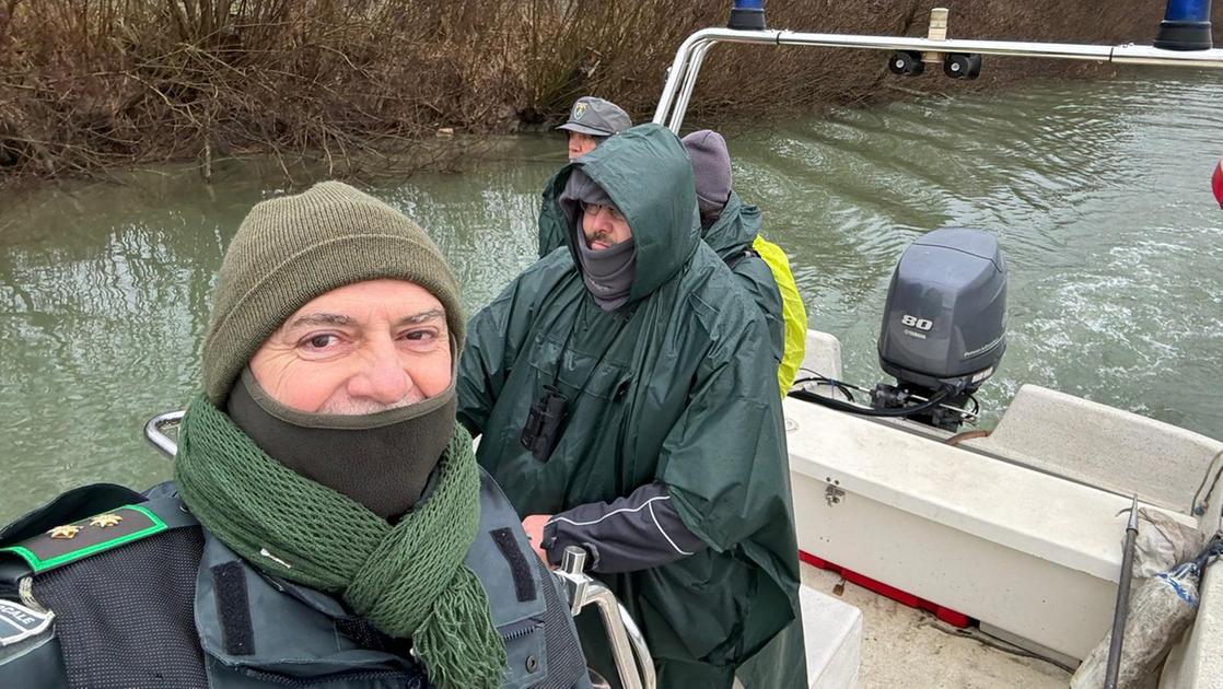 Controlli tra i cacciatori lungo il fiume Po tra la Lombardia e l’Emilia Romagna: sequestri e una denuncia