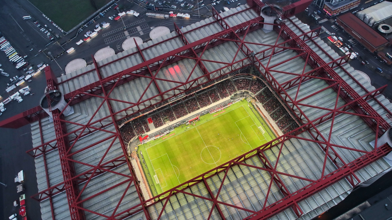 Lo stadio Giuseppe Meazza di Milano fotografato dall'alto