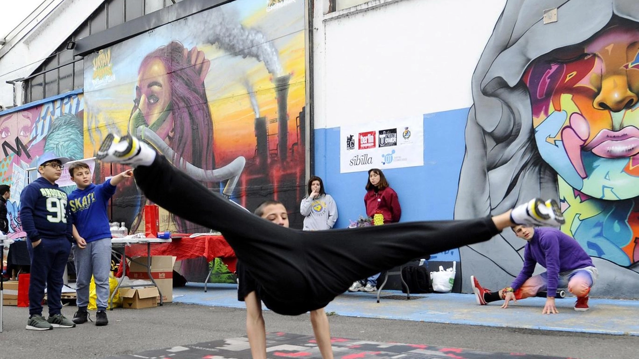 I laboratori di musica rap e di street art vengono organizzati nella sede di Fondazione Ikaros di Buccinasco e sono gratuiti