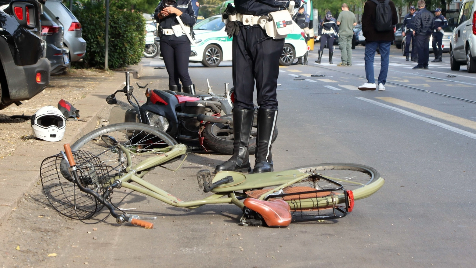 Il motociclista si è fermato e ha chiamato i soccorsi (foto di repertorio)