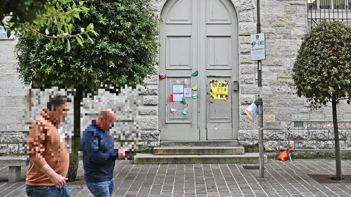 Scuole da chiudere a Como, si allarga il fronte del no contro la Giunta Rapinese