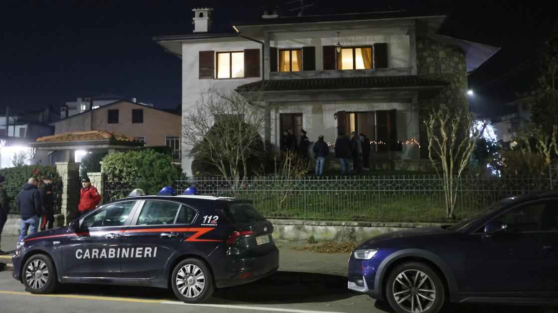 Bimba ferita da un colpo di pistola a Gardone, indagata anche la madre