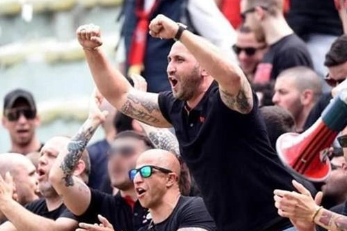 Luca Lucci e Christian Rosiello nella Curva Sud milanista