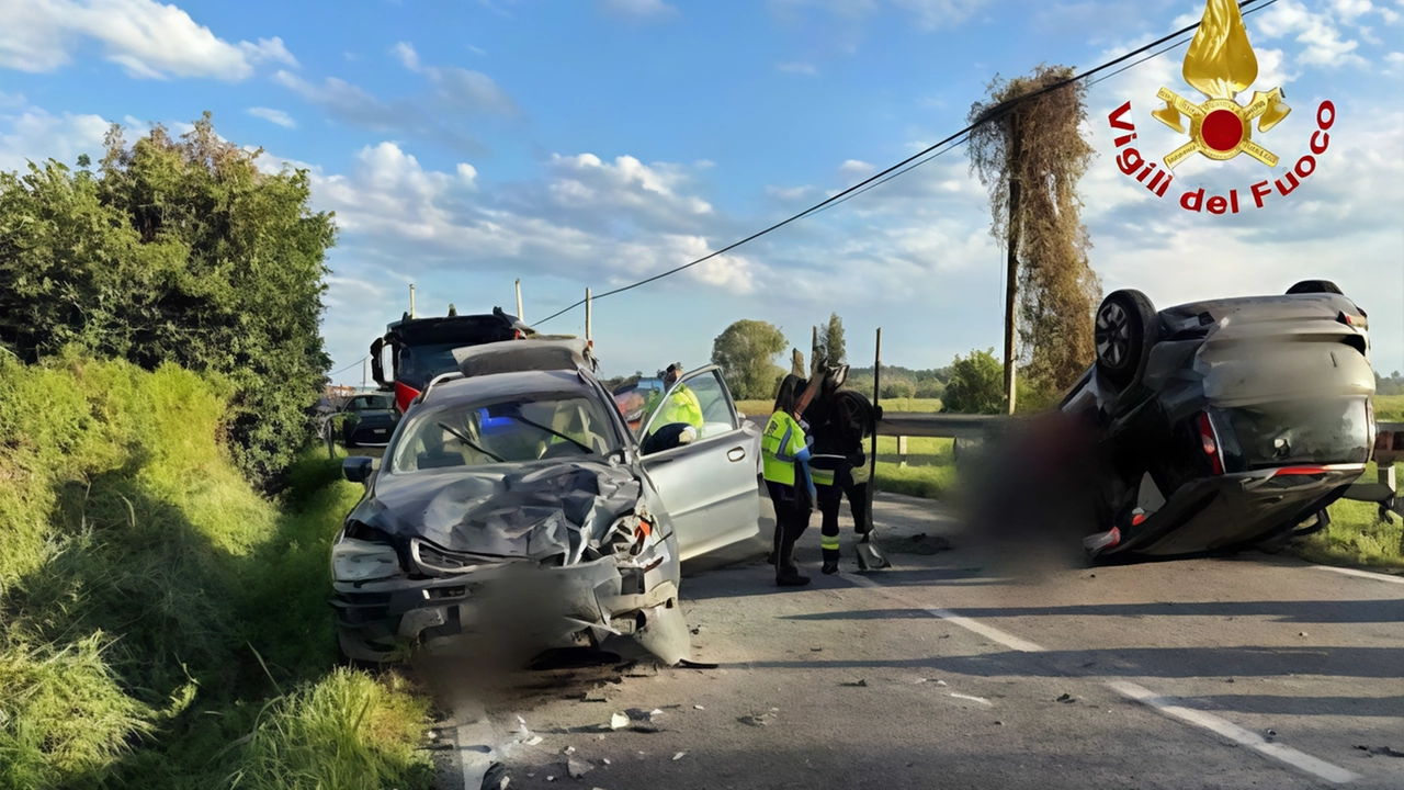 Incidenti stradali a San Colombano al Lambro e Lodi: quattro feriti, tra cui un dodicenne, coinvolti mentre si dirigevano a scuola. Trasportati in ospedale in codice giallo.