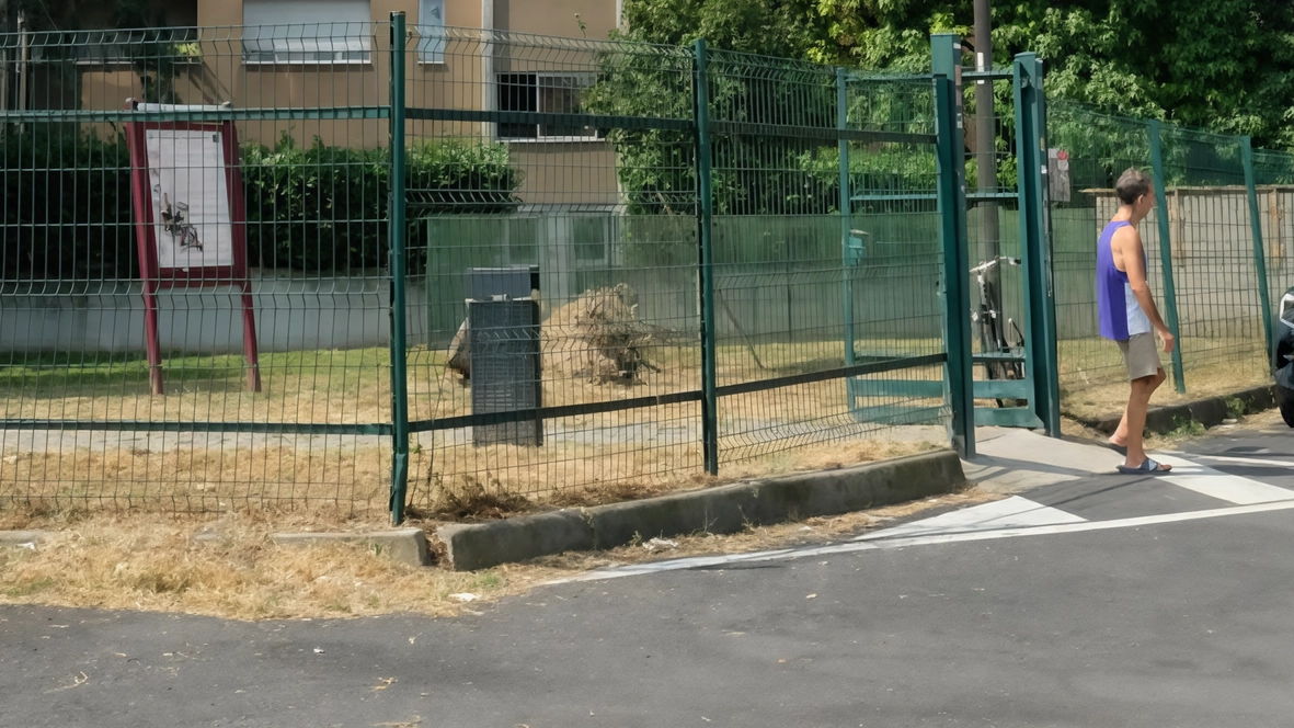 Cappotto termico e pannelli solari. Il condominio comunale si fa green