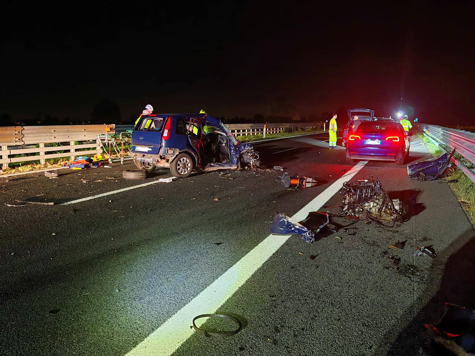 Chi sono i due ragazzi morti nell’incidente sulla A21 a Cremona: gravissimo l’amico che era con loro