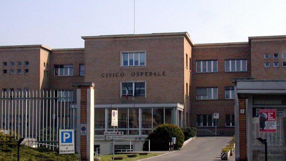 Si intrufola nell’ospedale di Codogno, denunciato trentenne molesto