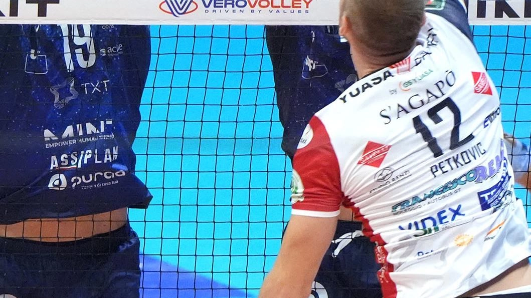 Pesantissima sconfitta casalinga per la Mint Vero Volley Monza che ha aperto nel peggiore dei modi il girone di ritorno...