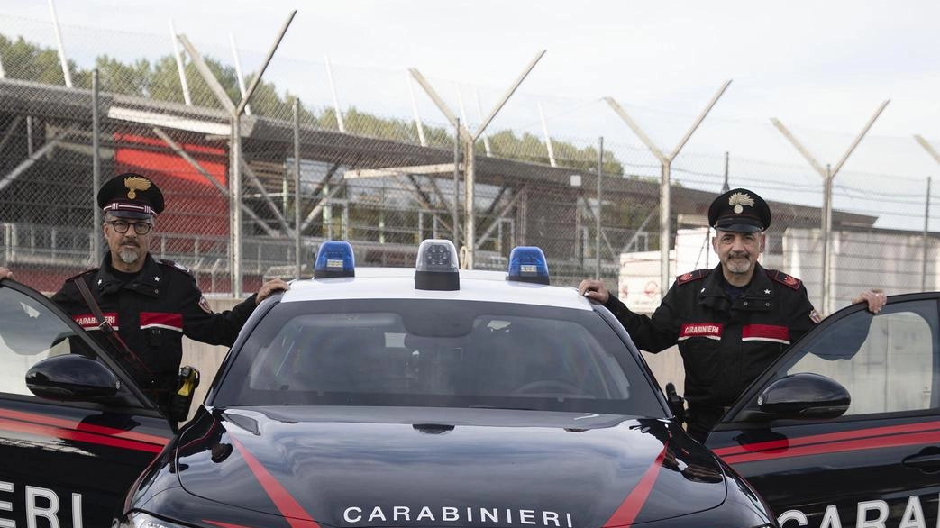 Nell’abitazione del ventottenne i carabinieri hanno trovato 35,5 chili di droga 5mila euro in contanti e bilancini