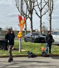 Servizi per jet: "Dignità e diritti. Stipendi al palo"