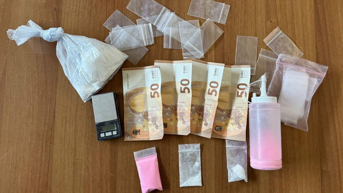 La doppia vita di Gimmy Muscarello, 69 anni: custode nel centro per senzatetto e spacciatore di cocaina rosa