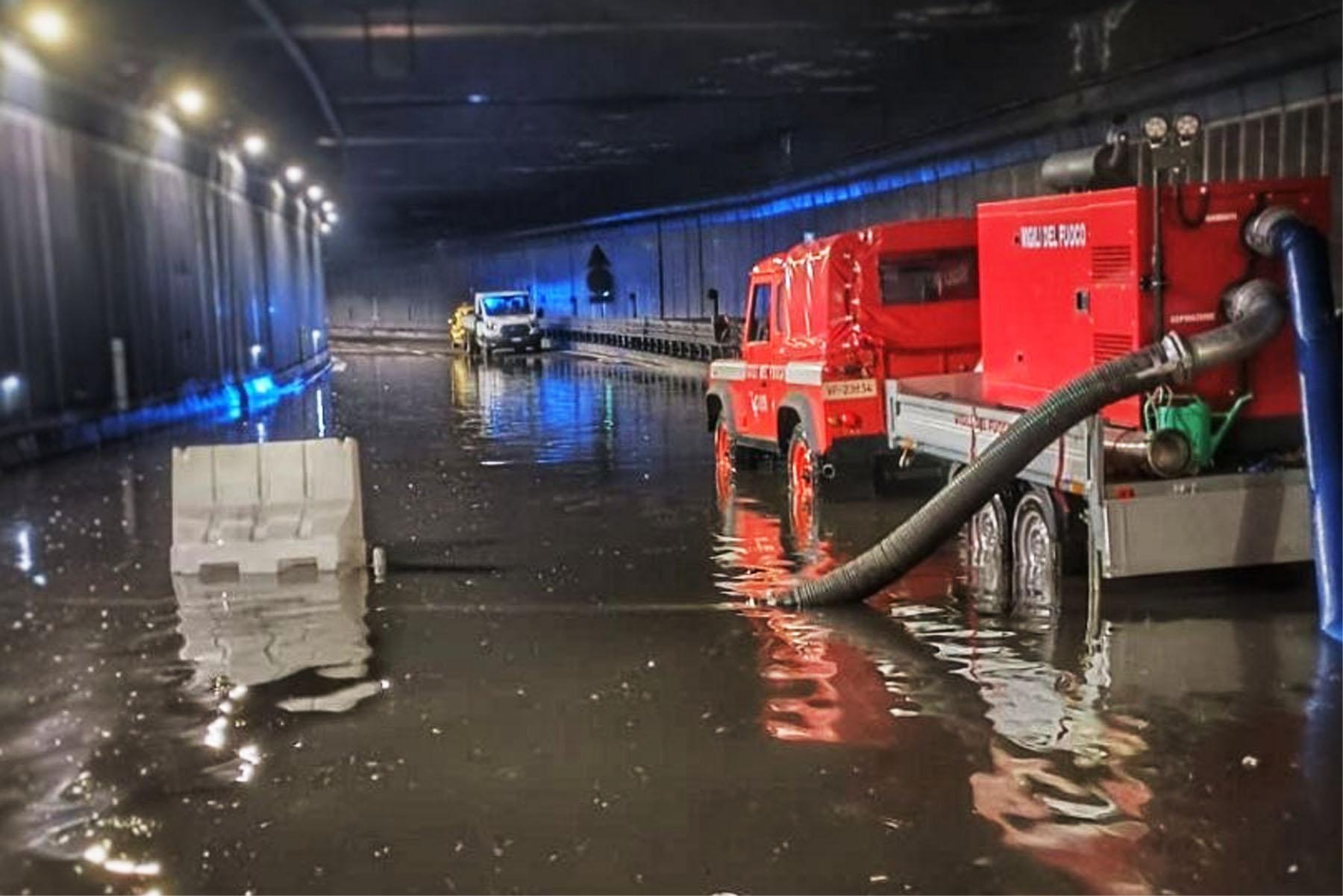 Allagamenti e cantieri, a Lecco strade ormai al collasso. E il traffico rischia ogni giorno la paralisi