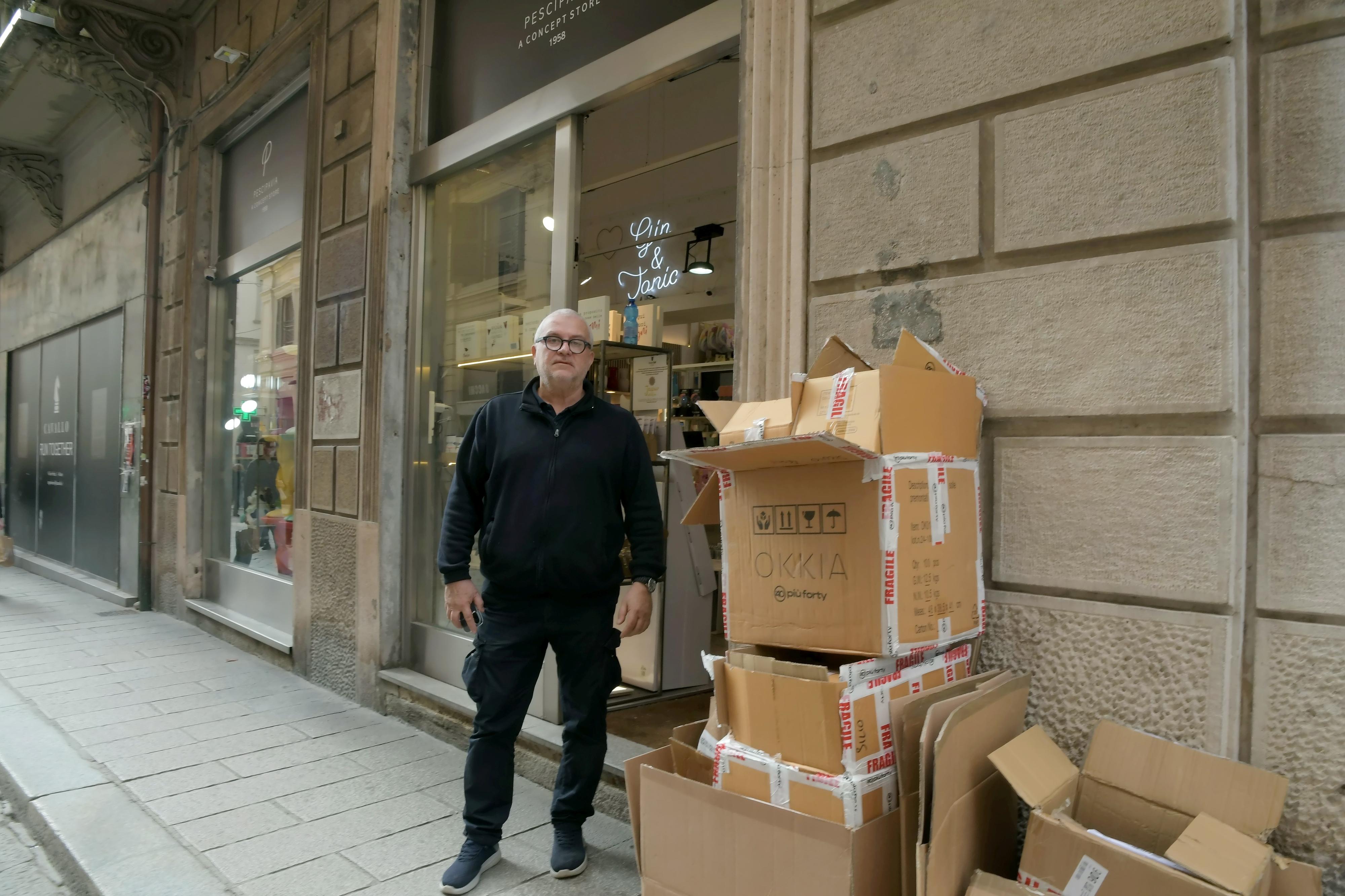 Pavia, divieto di fermata nella Ztl: “Così la merce non arriva”