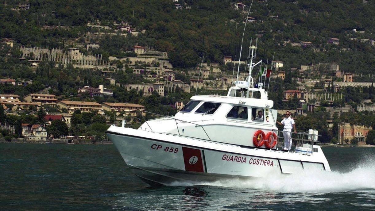 Guardia costiera sul lago di Garda, numerosi interventi a causa del maltempo