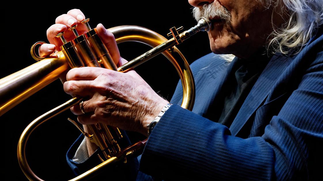 Il jazz di Rava al Teatro Grande. Il ricavato al Banco dell’energia