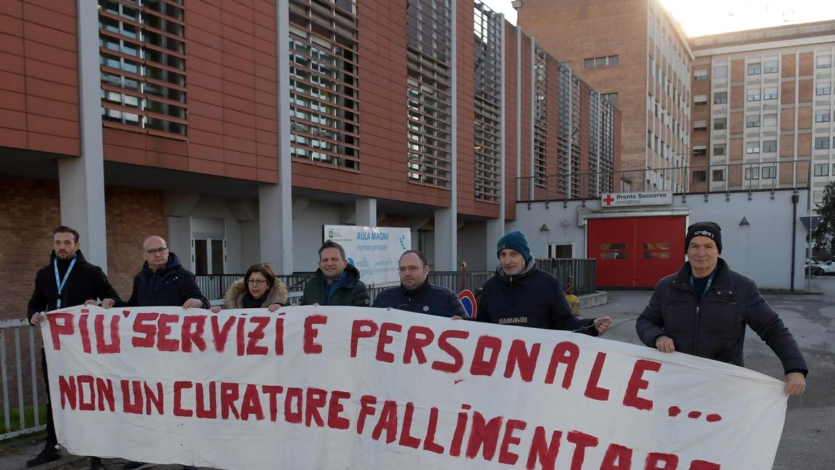 La protesta contro le lacune nell’organico della Asst Melegnano