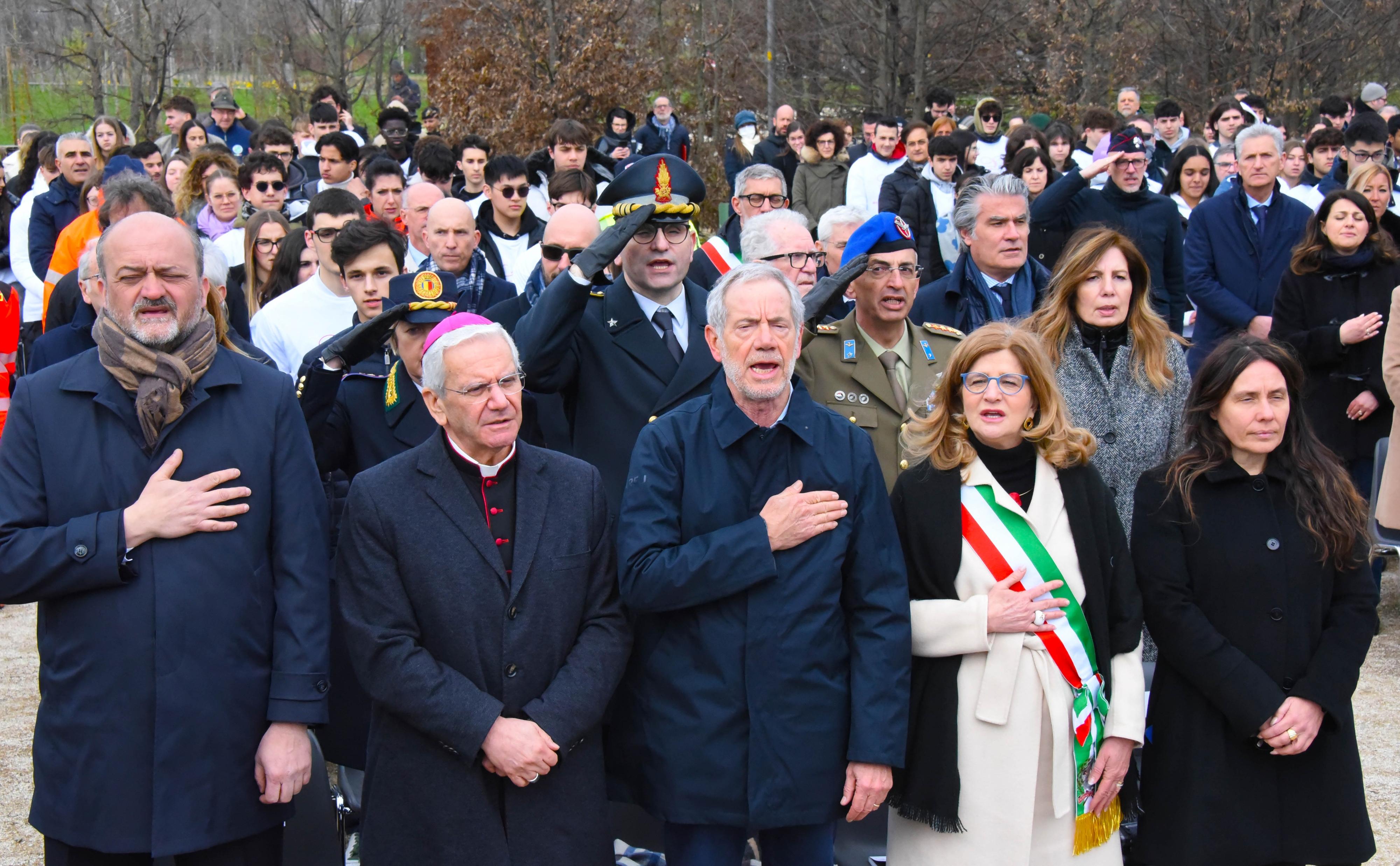 Bergamo non dimentica. Il Covid, le bare sui camion, lo sforzo dei ...