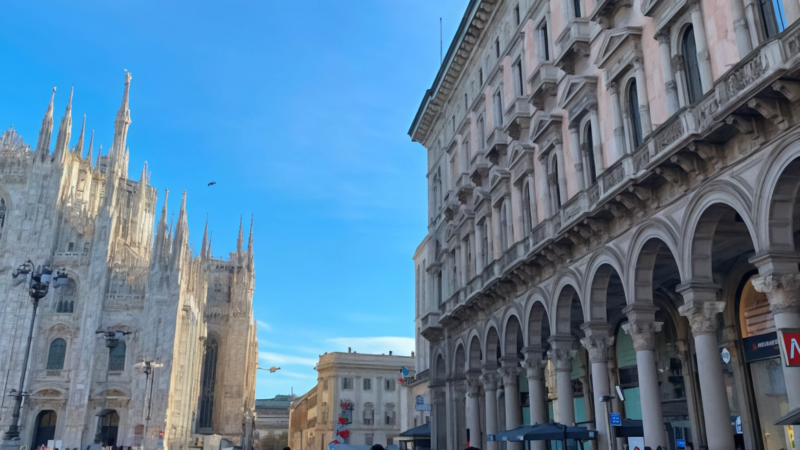 Nuovo albergo con vista sulla Madonnina in piazza Duomo a Milano