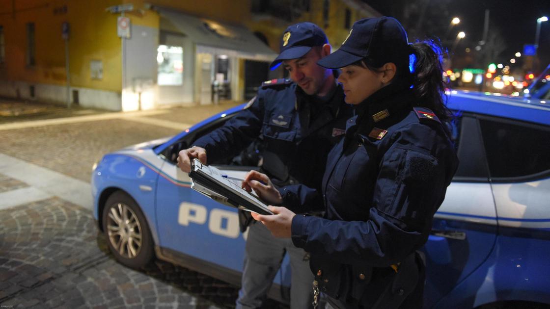 L’inarrestabile ladro di farmacie di Milano: 15 rapine in poche settimane (anche più di una al giorno) e un ricco bottino