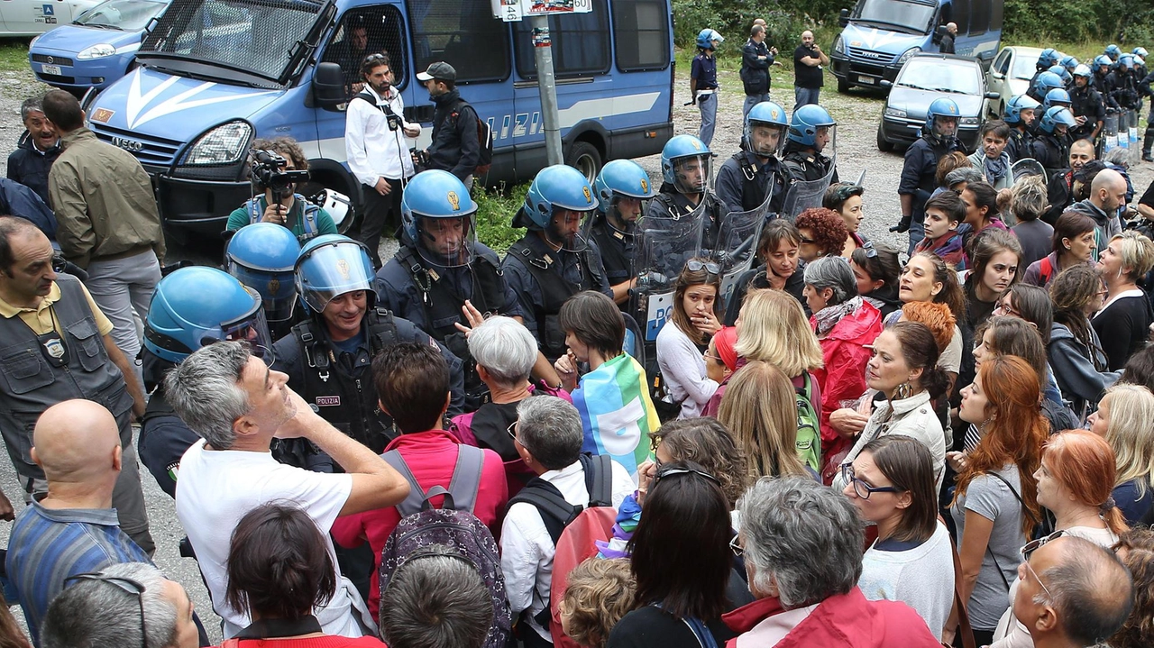 Nel settembre 2015 a Collio il presidio antirazzista e gli scontri con l’estrema destra