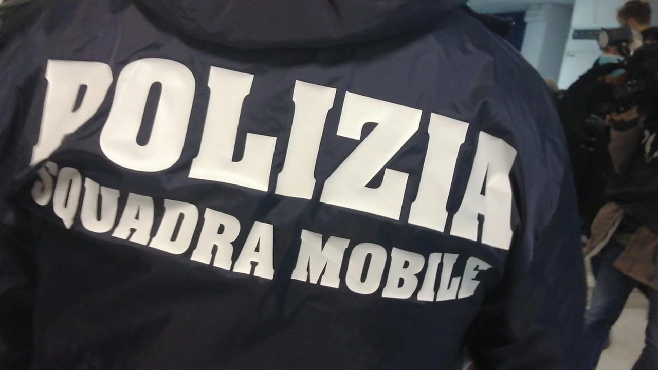 Arrestato dalla Squadra Mobile a Monguzzo