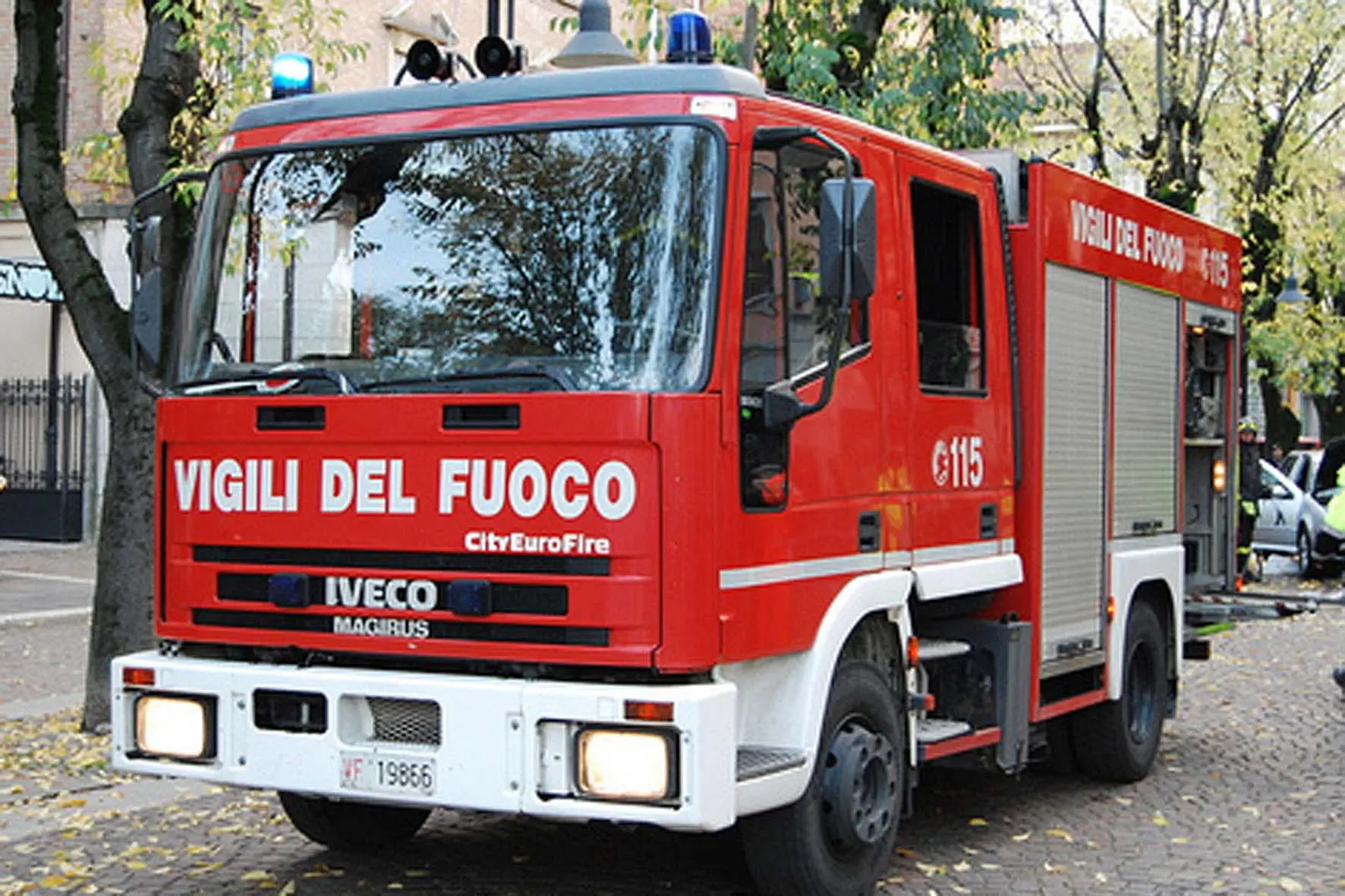 Nerviano, modem a fuoco in un appartamento: paura nel quartiere Gescal