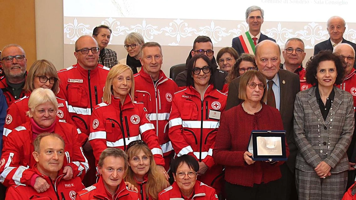 Ligari d’argento. Con Gualteroni una festa per la Cri