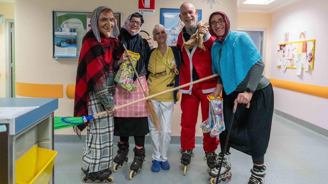 La Befana fa tappa all’ospedale Niguarda di Milano