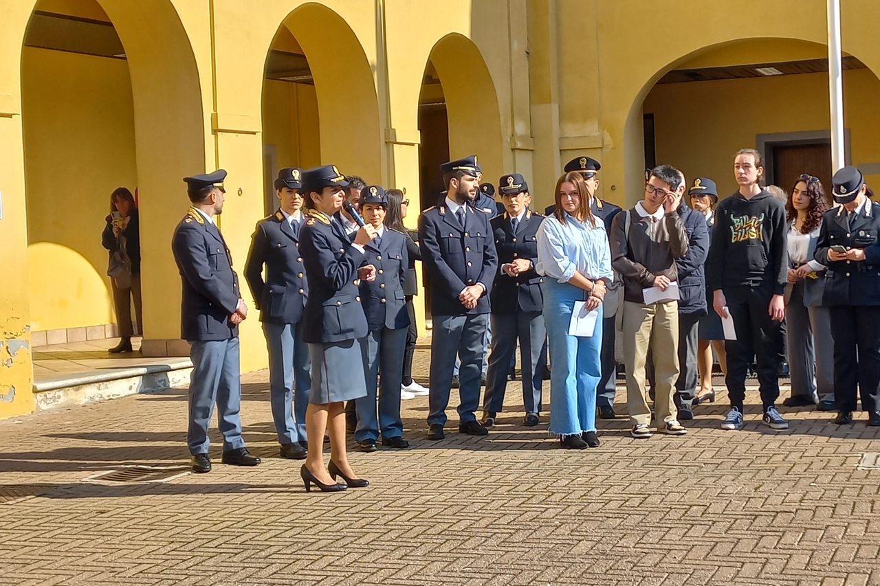 La polizia schierata all'evento